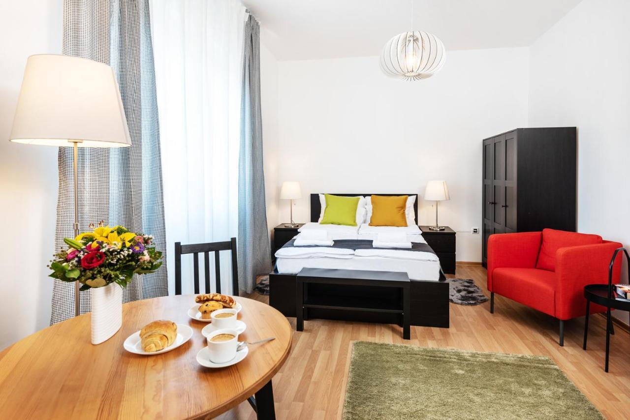 Studio Apartment Financial Park Beograd Eksteriør bilde