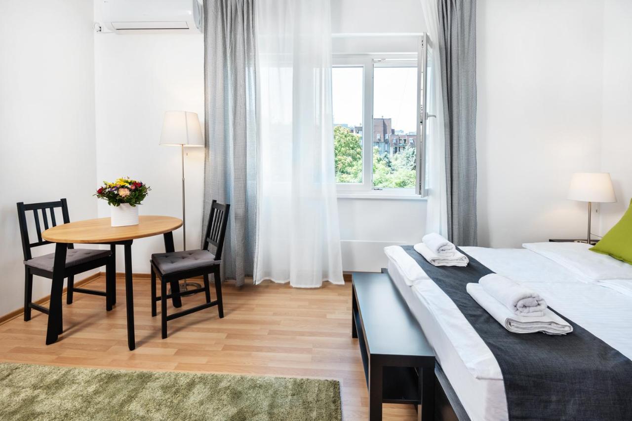 Studio Apartment Financial Park Beograd Eksteriør bilde